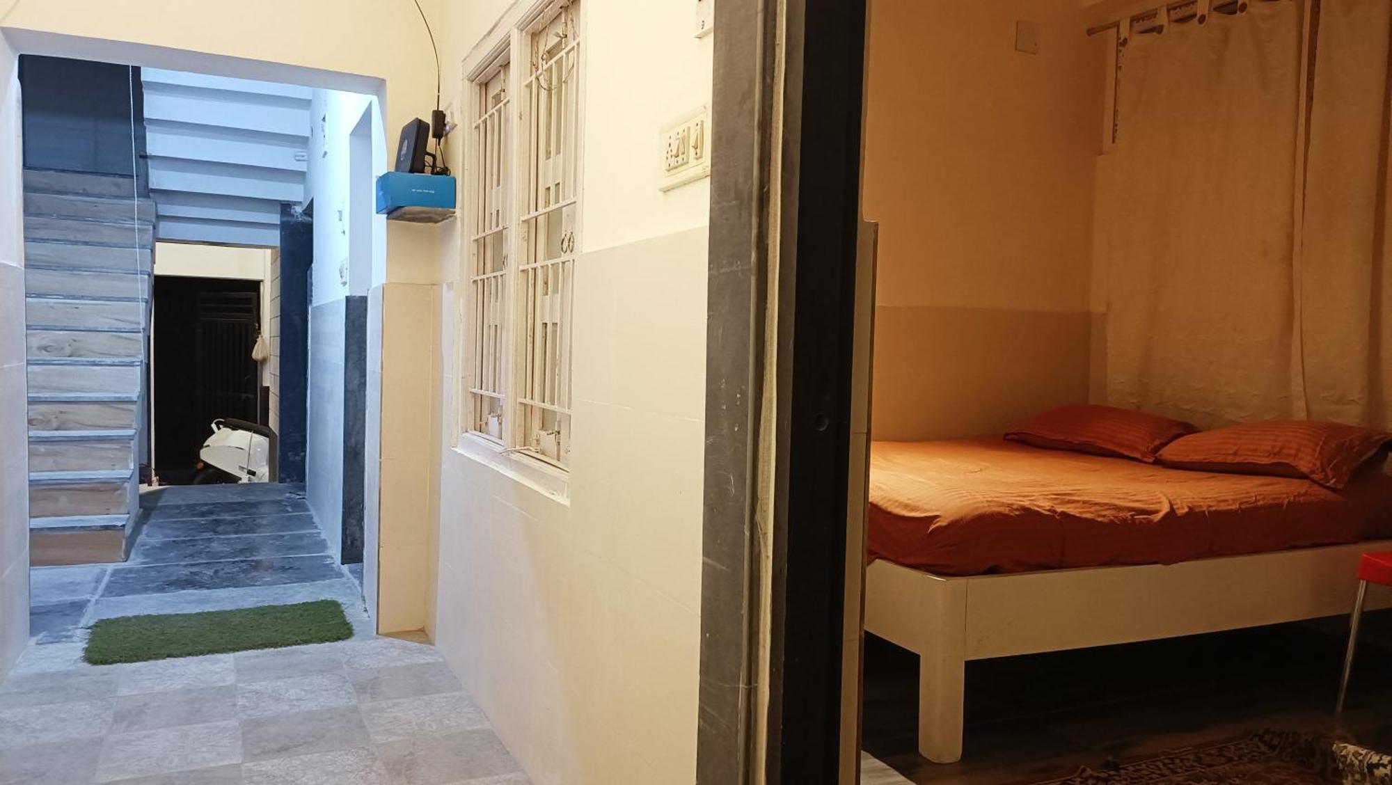 Nirman Homestay 5 Minutes Walk To Beach Puri Buitenkant foto