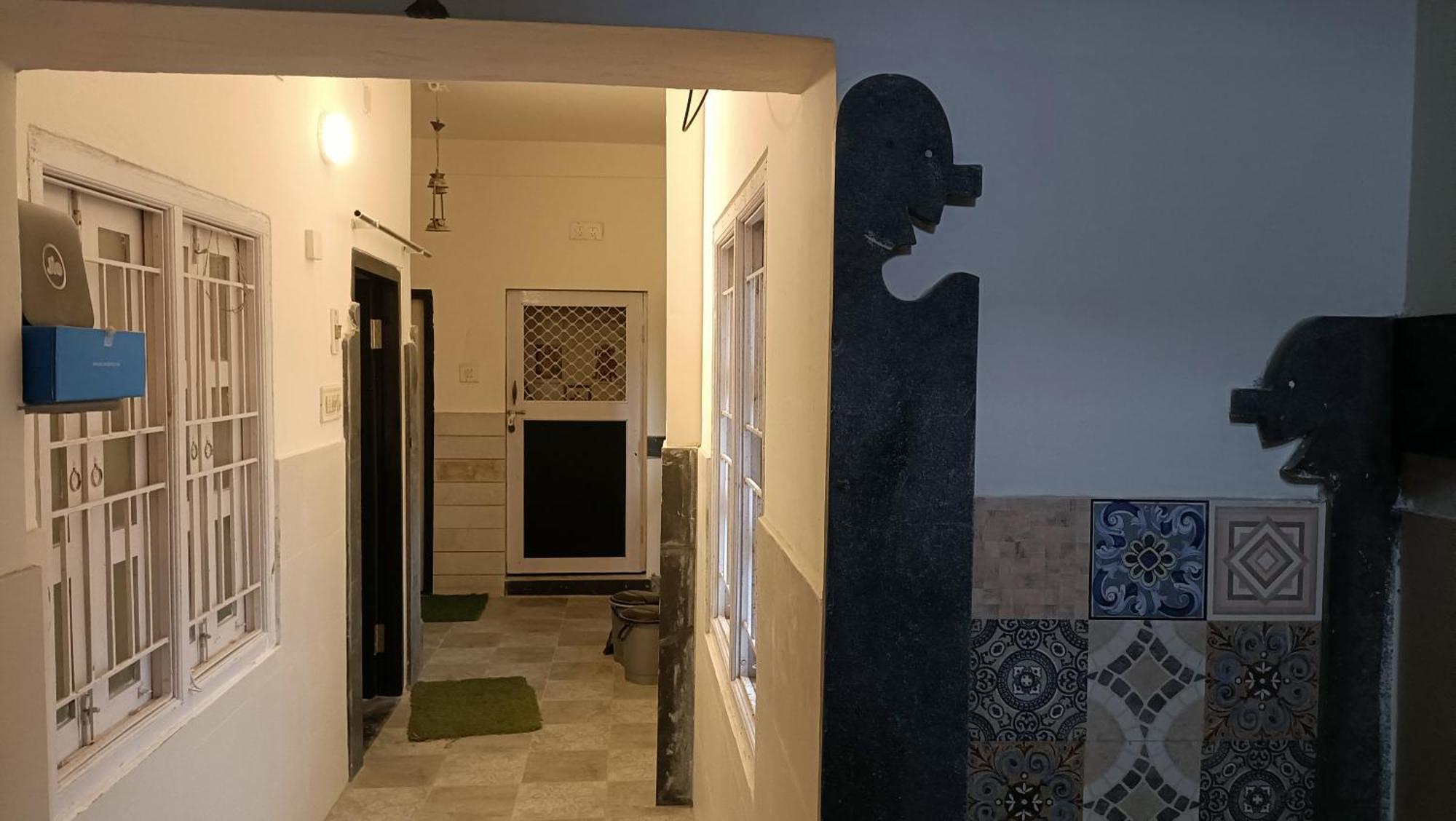 Nirman Homestay 5 Minutes Walk To Beach Puri Buitenkant foto