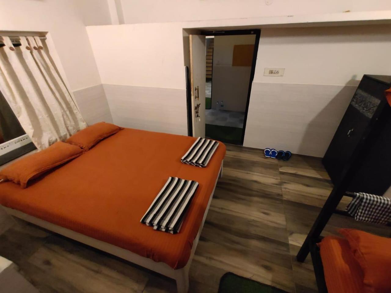 Nirman Homestay 5 Minutes Walk To Beach Puri Buitenkant foto