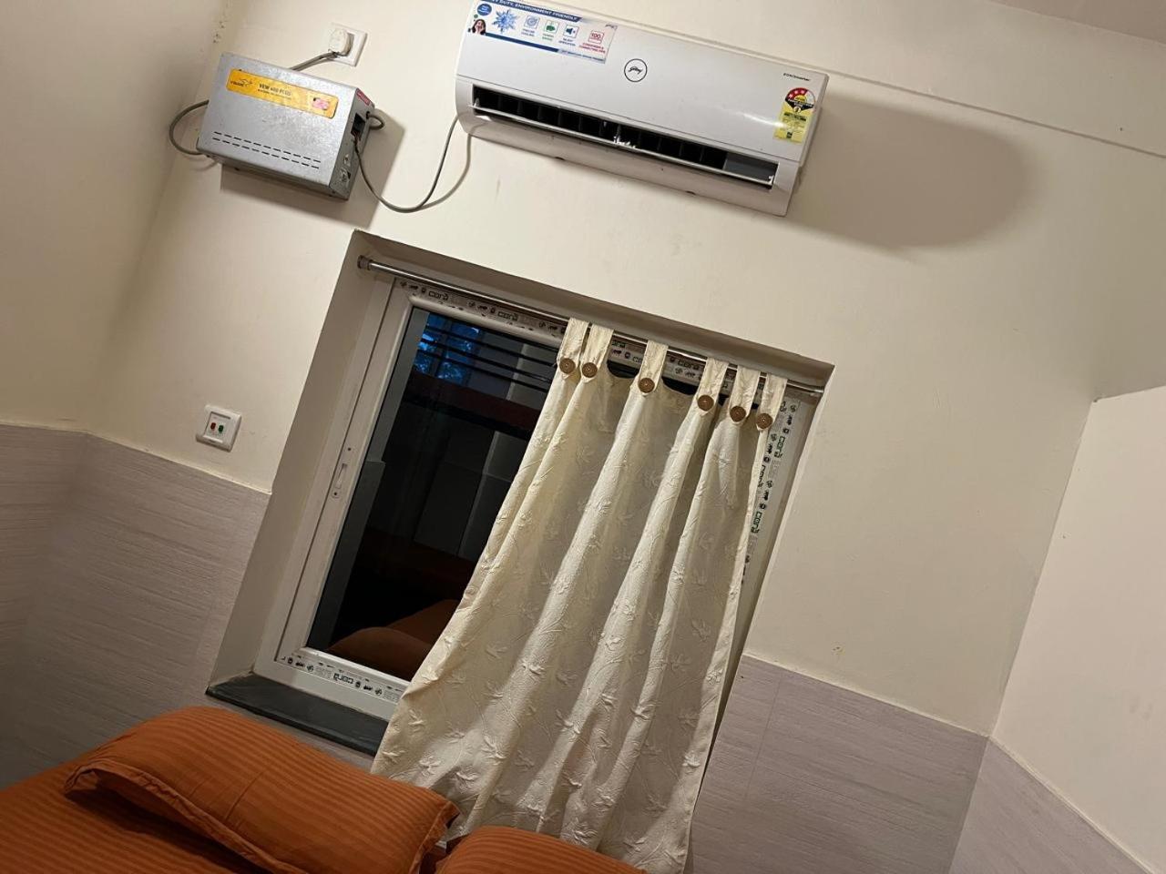 Nirman Homestay 5 Minutes Walk To Beach Puri Buitenkant foto