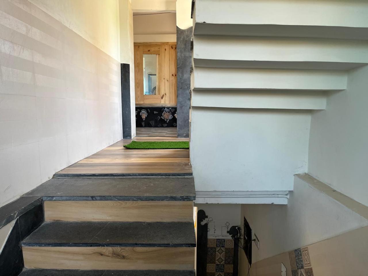 Nirman Homestay 5 Minutes Walk To Beach Puri Buitenkant foto