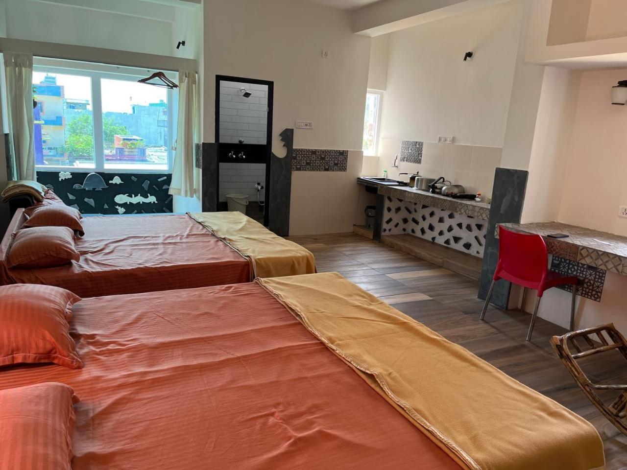 Nirman Homestay 5 Minutes Walk To Beach Puri Buitenkant foto