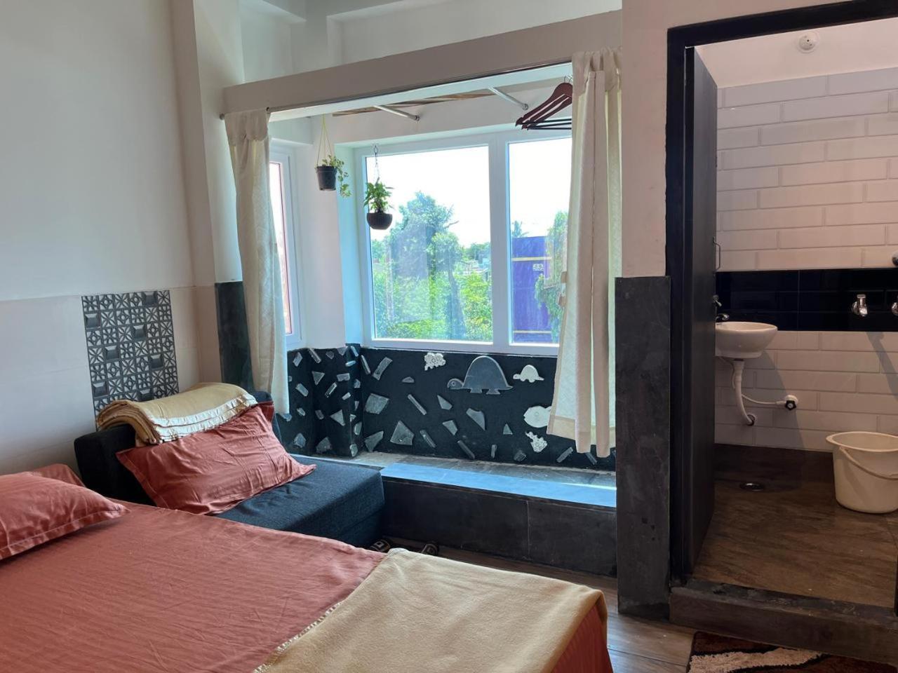 Nirman Homestay 5 Minutes Walk To Beach Puri Buitenkant foto